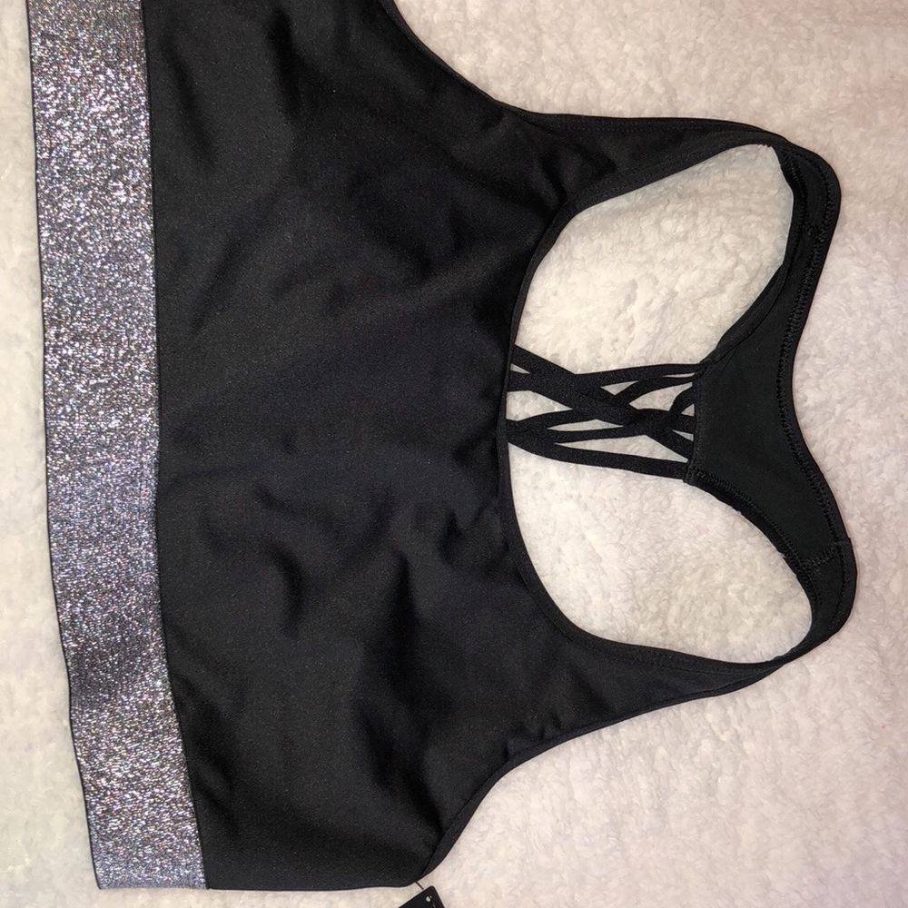 VS sports bra